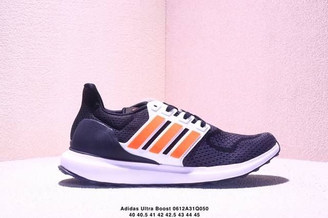 公司级阿迪达斯Adidas Ultra Boost休闲运动慢跑鞋 Adidas 最强跑鞋 Ultraboost 的影响力仍驰骋于业界，进入下半年之后，对于 的展