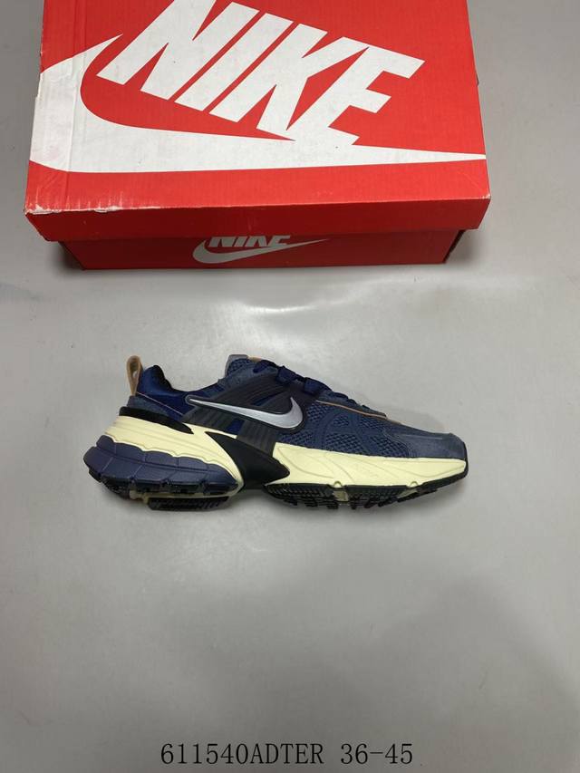 Nike 耐克 Nike V2K Run跑步鞋 复古风潮 网面透气运动鞋 货号 Fn5703-400 611540Adter 36-45
