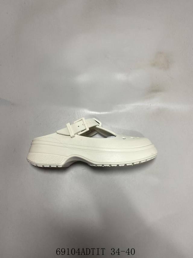 卡骆驰Crocs 时尚舒适小扣子4Cm 洞洞鞋 69104Adtit 34-40
