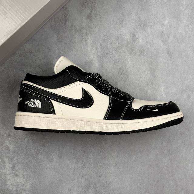 本地 核心私 公司级Nike Air Jordan 1 Low Aj1乔1 北面联名 低帮休闲板鞋 市场唯一独家头层皮打造 原鞋原档案开发 原厂皮料 原档冲孔鞋