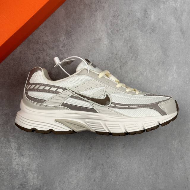 本地 核心私 耐克 Wmns Nike Initiaor Running创始者系列复古老爹休闲运动舒适跑鞋 在 Ins 爆红的 Nike Initiator 跑