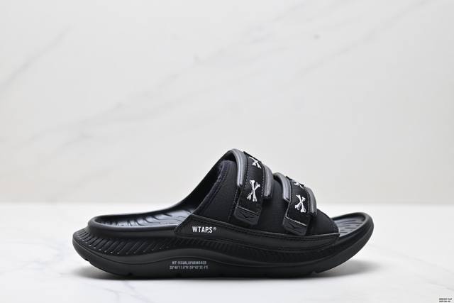 公司级Hoka One One Ora Luxe 休闲透气舒缓 橡胶底防滑一字拖鞋 轻量透气：采用轻量透气材料，即使在炎热的夏日也能保持清爽 缓震技术：鞋底的缓