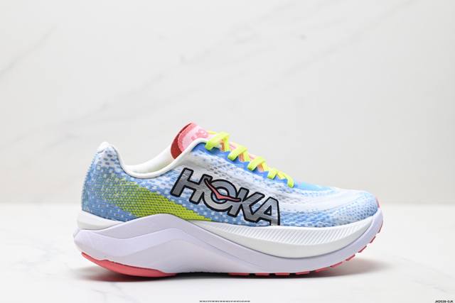 公司级小红书推荐Hoka W Mach X全新配色 这个品牌来自于新西兰的毛利语，Hoka表示大地，One One表示飞越，连起来就是飞越地平线，One One