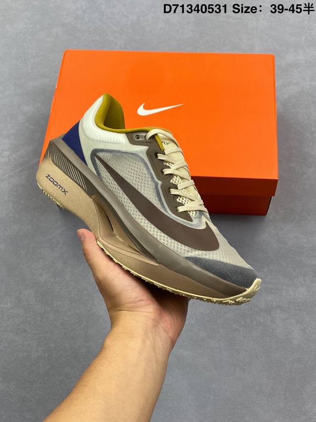 Nk Zoomx Invincible Run Flyknit Fk6 Zoom Fly 6轻量飞织低帮休闲运动慢跑鞋 此鞋专为长跑运动员而生 是为5至10公里