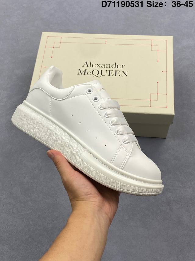 意大利高奢品牌Alexander Mcqueen亚历山大 麦昆 Sole Leather Sneakers低帮时装厚底休闲运动小白鞋 麦昆带芯片鞋子以时尚、潮流