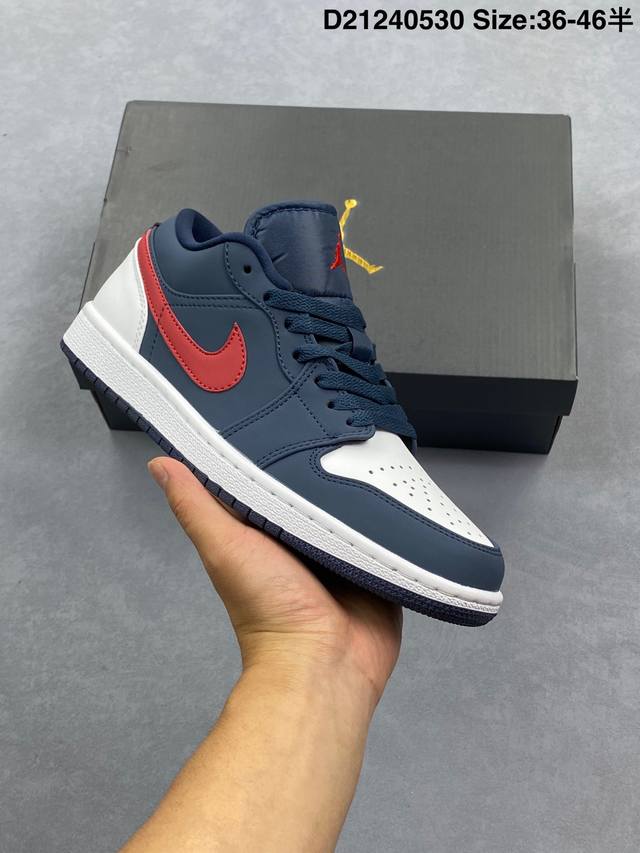 耐克 乔丹Air Jordan 1 Low Aj1 乔1 乔丹1代Aj1 低帮复古文化休闲运动篮球鞋。该鞋款从 1985 年元年款汲取设计灵感，焕新演绎简约经典