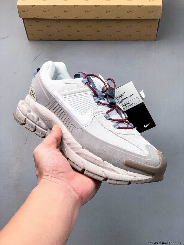公司级！耐克Nike Zoom Vomero Roam 潮流低帮休闲运动鞋 Nike Zoom Vomero Roam男子冬季款运动鞋专为城市环境匠心设计，是潮