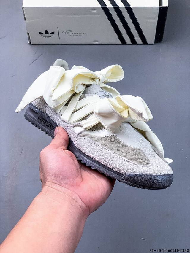 公司级！阿迪达斯Adidas Sl 72 Rs 全新重置版本，将这款复古鞋型用尼龙材质呈现，最终拼接麂皮材质，让该鞋型上脚既有舒适透气性又有满满的复古质感 06