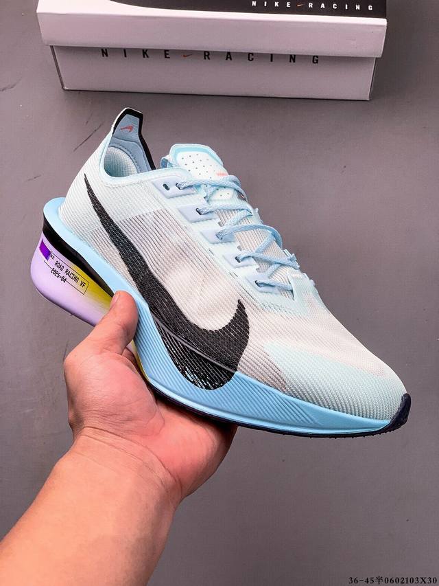 公司级！Nike Air Zoom Alphafly Next% 4全新马拉松超级跑鞋 有史以来最轻盈、测试次数最多的Nk Alphafly 经过精英马拉松运动