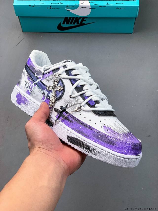Nike Court Vision Low 手绘涂鸦 解构绑带 休闲运动板鞋 纯原版本 低帮百搭透气休闲运动板鞋，经典耐用的设计，兼顾舒适脚感和出众风范，演绎匠