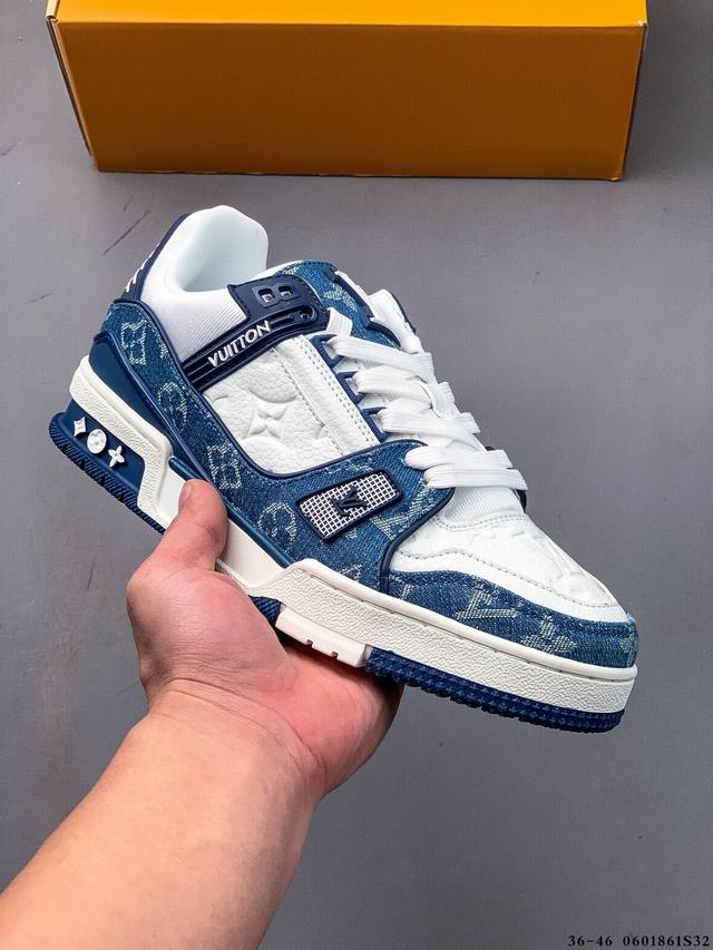 路易威登 Louis Vuitton Lv路易威登板鞋 乘风破浪的姐姐争先种草款,舒适透明底和百搭性霸屏整个时尚娱乐圈，正品1:1套楦复刻，细节调整完美主义！鞋