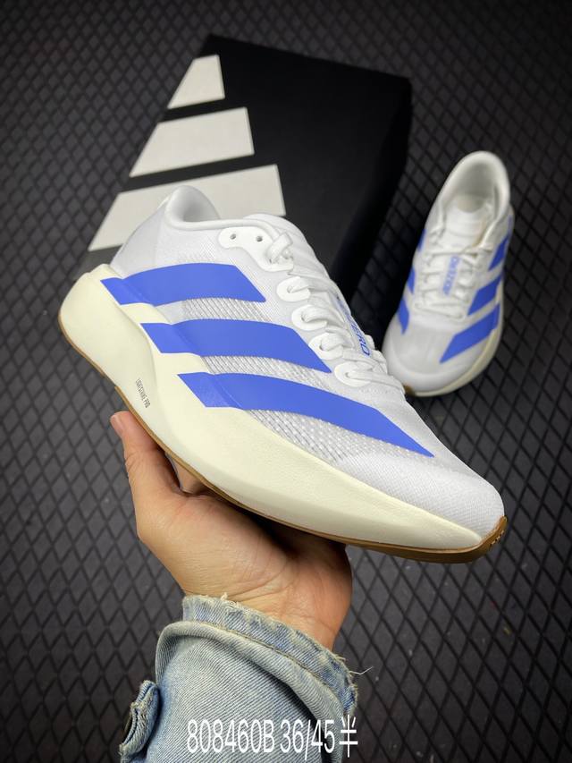 B Ad Adizero Evo Sl M 阿迪超轻透气缓震跑鞋 以令人难以置信的138克重量，刷新了跑鞋轻量化的记录，阿迪在材料科学和工艺技术上的深厚积累。