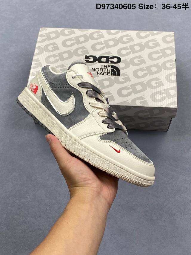 耐克Nike Air Jordan 1 Low”Chicago“Aj1乔丹一代低帮经典复古文化休闲运动篮球鞋采用软质牛培皮革鞋面材质#中底注胶孔内置真Sole气