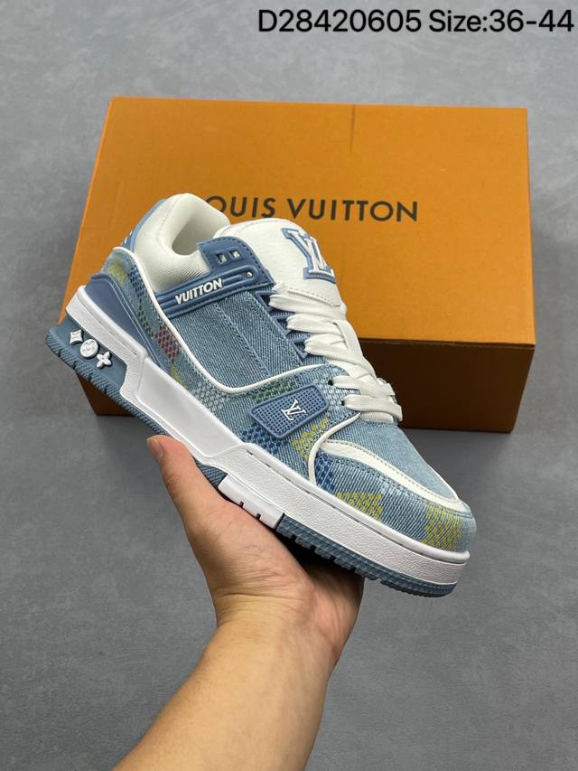 公司级全新Lv路易威登Louis Vuitton Trainer Sneaker Low休闲运动文化百搭板鞋 尺码:如图 D28420605