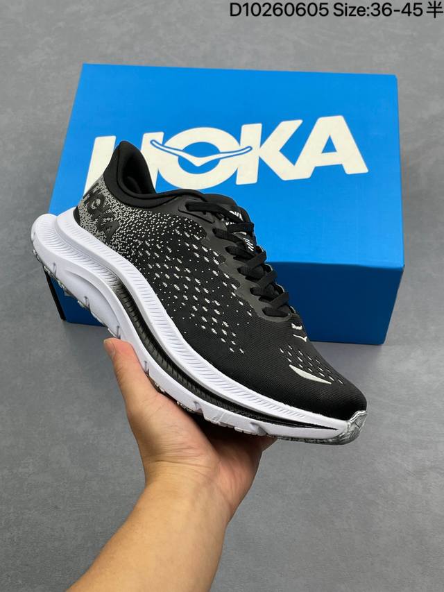 小红书推荐Hoka M Kawana Wide 全新配色 这个品牌来自于新西兰的毛利语，Hoka表示大地，One One表示飞越，连起来就是飞越地平线，One