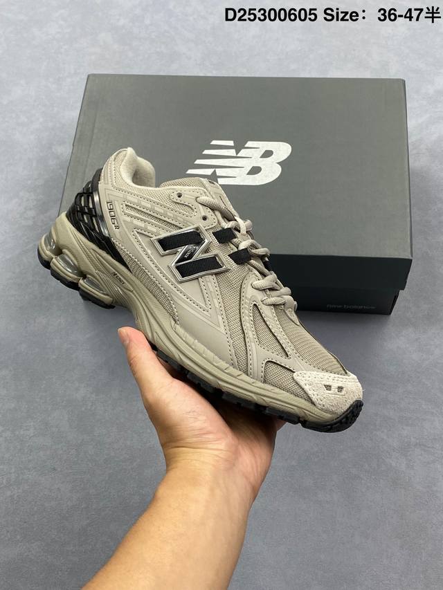 New Balance M1906系列 复古单品宝藏老爹鞋款 公司级 复古元素叠加 质感超级棒 楦版型材料细节做工精细 作为Nb最经典的档案鞋型之一 与 2一样