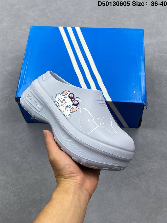 Adifom Stan Smith Mule 阿迪防滑耐磨轻便 穆勒厨师鞋 轻松脚感 一穿即走 这款拖鞋旨在致敬经典的Stan Smith 简约鞋面和后跟细节灵