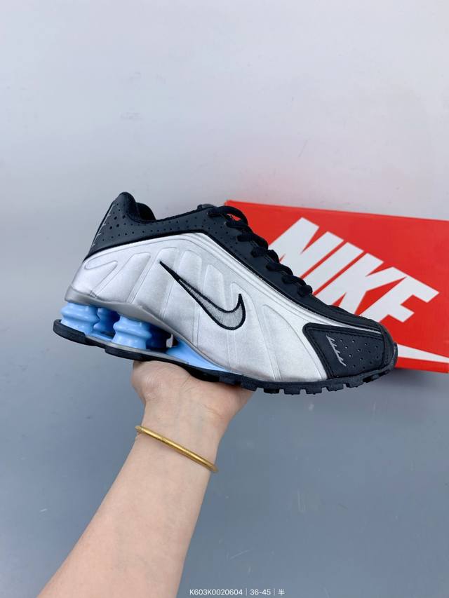 牙买加裔英国设计师 Martine Rose 今番再携去年与 Nike 合作推出联名鞋款 Nike Shox Mr4 全新配色回归。 Size：如图 编码：K6
