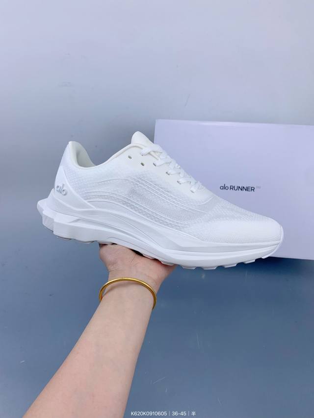 Alo Runner 网透面气 训跑练步鞋 Size：如图 编码：K620K0910605