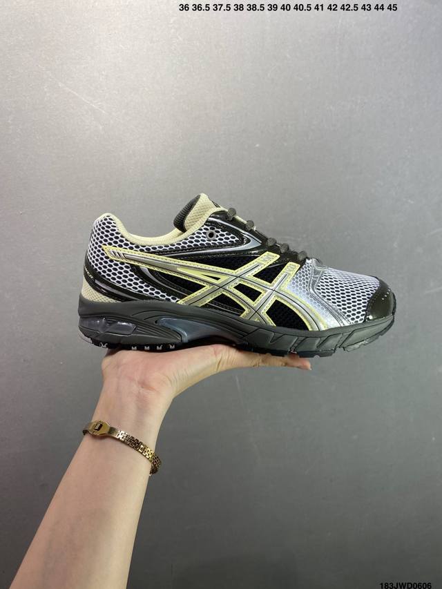 公司级Asics亚瑟士新款Gel-Ds Trainer 14情侣运动鞋时尚复古运动休闲鞋 整体色调采用了米色和绿色等大地色系，宛如将澳大利亚的自然风光浓缩于鞋身