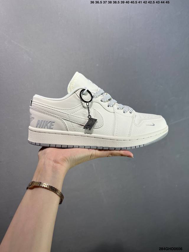 公司级Nike 耐克 Nike Sb Dunk Low 纯原大厂出品 极力推荐 原装头层材料 独家版型蒸餾加工 帶來的是更好的视觉和脚感体验 大厂纯原品质出货