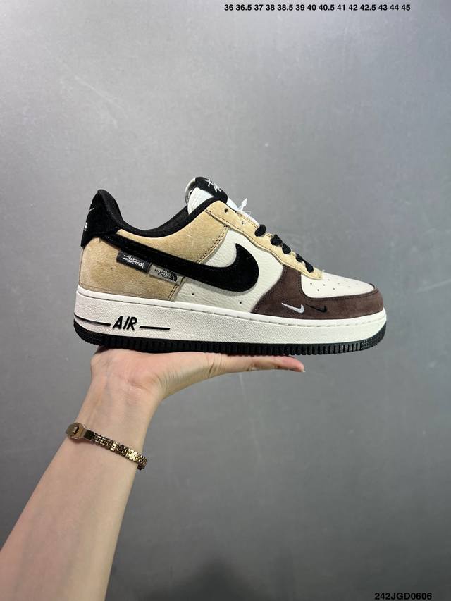 Nike Air Force 1 空军一号“Diy高端定制” 低帮休闲运动板鞋 用料绝不含糊 独家版型蒸餾加工帶來的是更好的视觉和脚感体验 清洁度 电绣工艺 皮