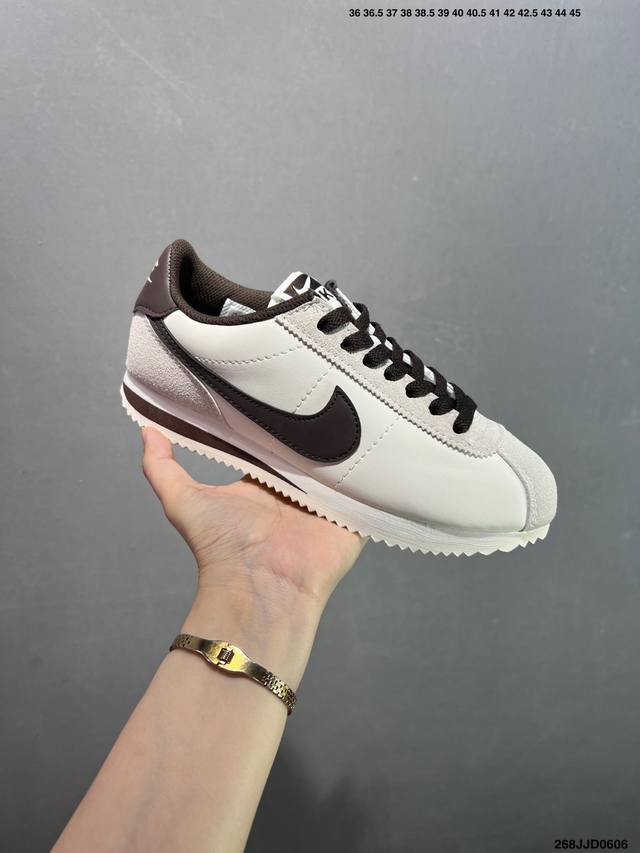 Nike Classic Cortez 耐克经典轻便舒适阿甘鞋休闲跑步鞋运动鞋 纯粹而执着的精神 使得Cortez种在了一代人的心里 无论是否喜欢它复古的鞋型