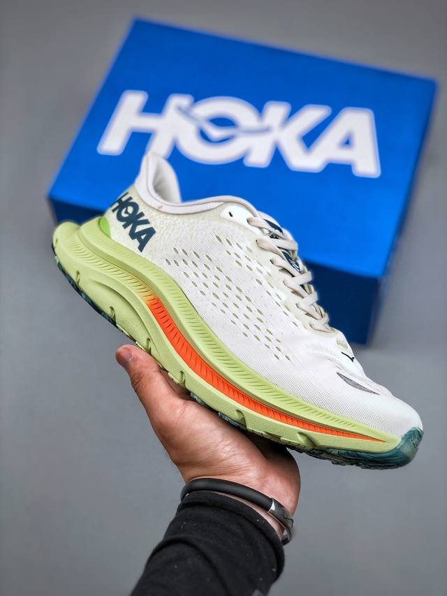 Hoka M Kawana 全新配色 这个品牌来自于新西兰的毛利语，Hoka表示大地，One One表示飞越，连起来就是飞越地平线，One One不是读作“万万