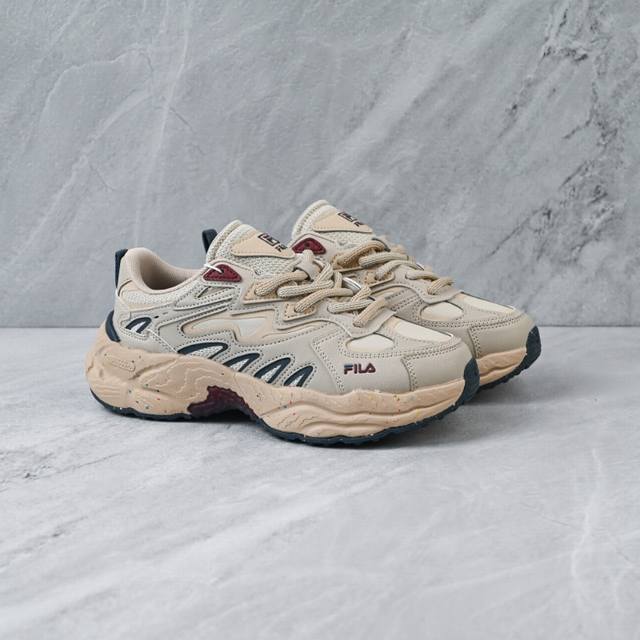 Fila 斐乐蕨草鞋Fern女鞋运动鞋 秋新款户外老爹鞋反光休闲鞋 Fm 货号：F12M441119Fgp 尺码： 39 40 40.5 41 42 42.5