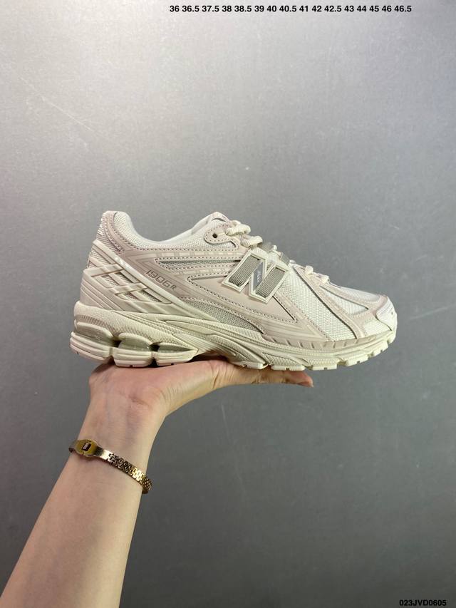 公司级New Balance M1906系列复古单品宝藏老爹鞋款 公司级版本复古元素叠加 质感超级棒 楦版型材料细节做工精细 作为Nb最经典的档案鞋型之一 与
