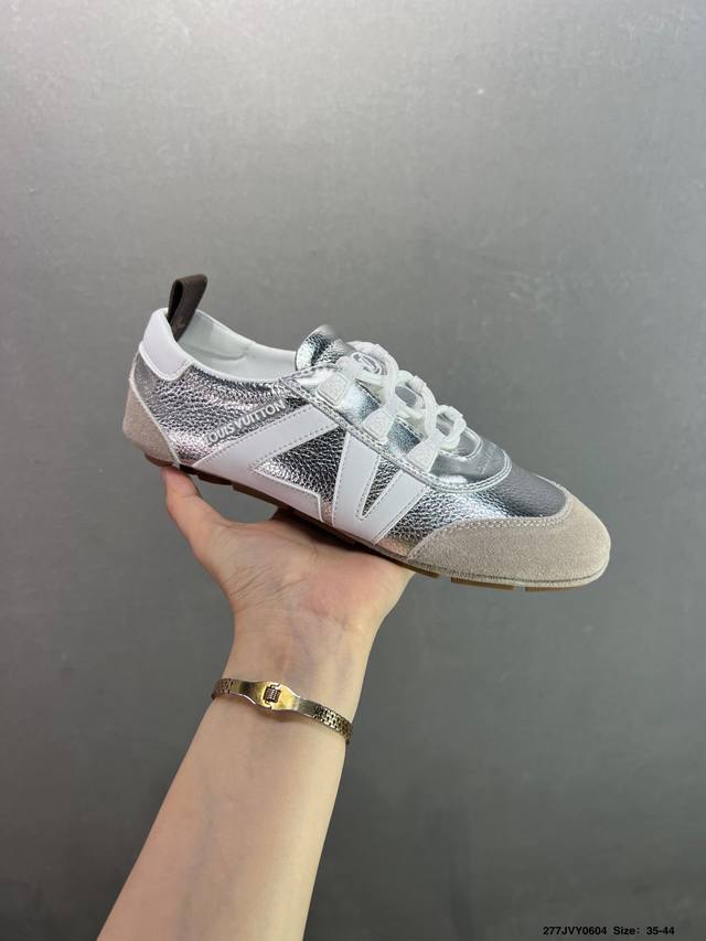 公司级Louis Vuitton Sneakerina 德训鞋 牛皮革 圆头系带 芭蕾风 低帮 生活休闲鞋 女款 银色 Id：277Jvy0605