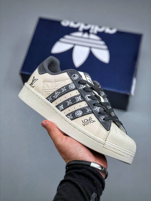 C版 Adidas Originals Superstar Lv联名款 经典贝壳头官网同步 实拍首发渠道正品订单 诠释市场最高工艺水平区别市面普通真标版本，进出