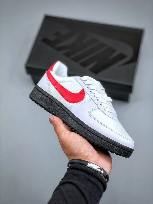 Nike Field General 低帮复古联名篮球鞋 低帮复古联名篮球鞋引领潮流的Union La再次大胆挑战设计界限 倾力重塑 注入多元且极具辨识度的品牌