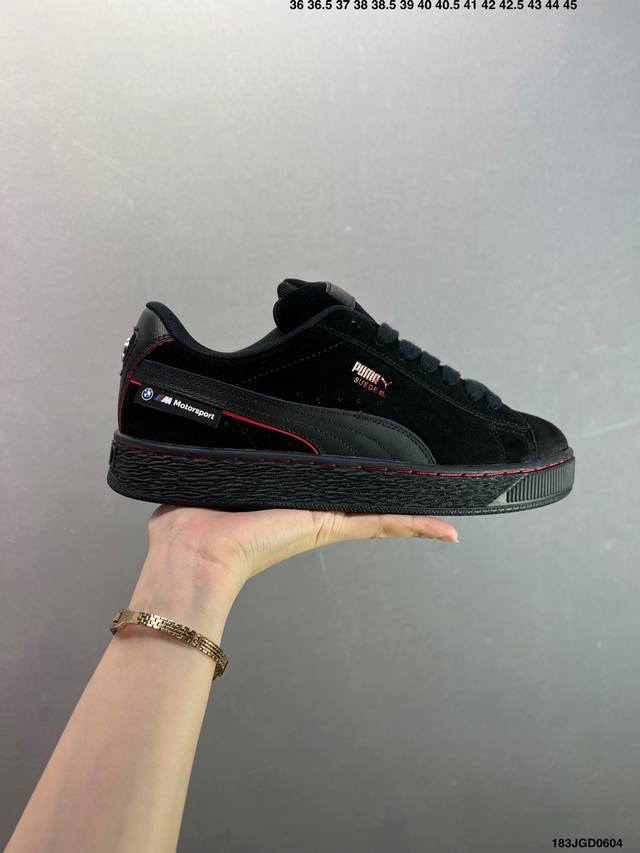 Puma Palermo 百搭单品 简约大方的造型设计，给人以随性休闲的时尚格调，穿着舒适轻便，运动灵活自如，满足日常个性穿搭 货号：396463 55 尺码：
