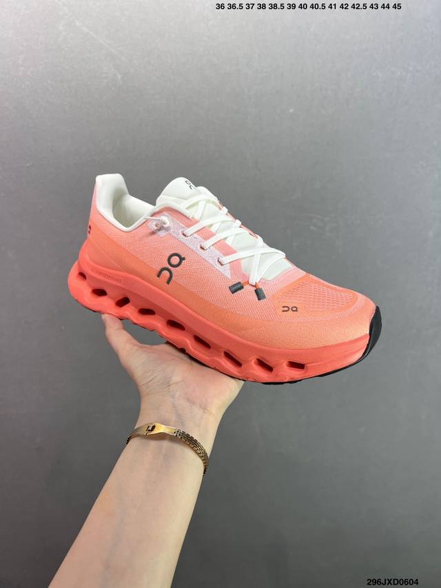 公司级On昂跑 Cloudtilt Loewe 户外街头机能风跑步鞋 Cloud Hi Edge户外机能融合街头潮流 越界开启全新都市探索 Cloudtec专利