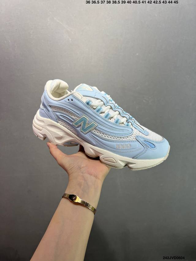 公司级新百伦New Balance 1000 系列低帮复古老爹风休闲运动跑步鞋 New Balance 在不同配色上其鞋面材质呈现不同感觉，无论是运动风抑或是高