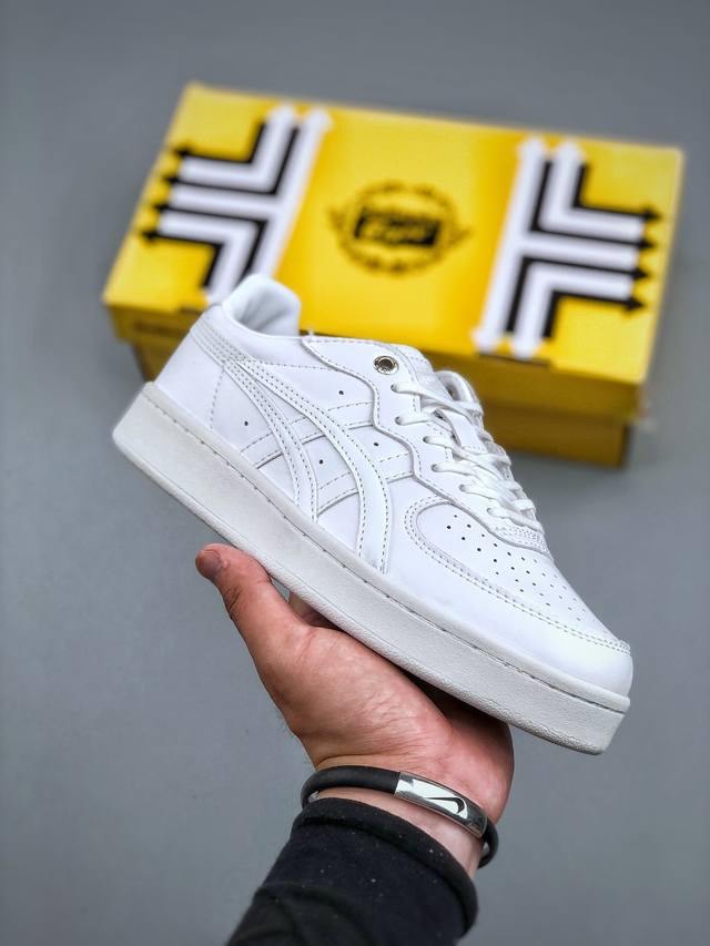 亚瑟士 鬼冢虎 Onitsuka Gsm Sd 复古中性运动鞋 货号：1183B403- 尺码：36 37 38 39 40.5 41.5 42 43.5 44