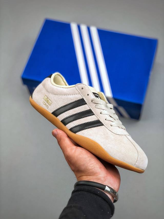 C版 Adidas Originals Tokyo 东京限定系列 复古百搭薄底德训运动T头鞋采用复合牛津布组合翻毛皮饰片鞋面材质外置Rb橡胶大底将经典与现代完美