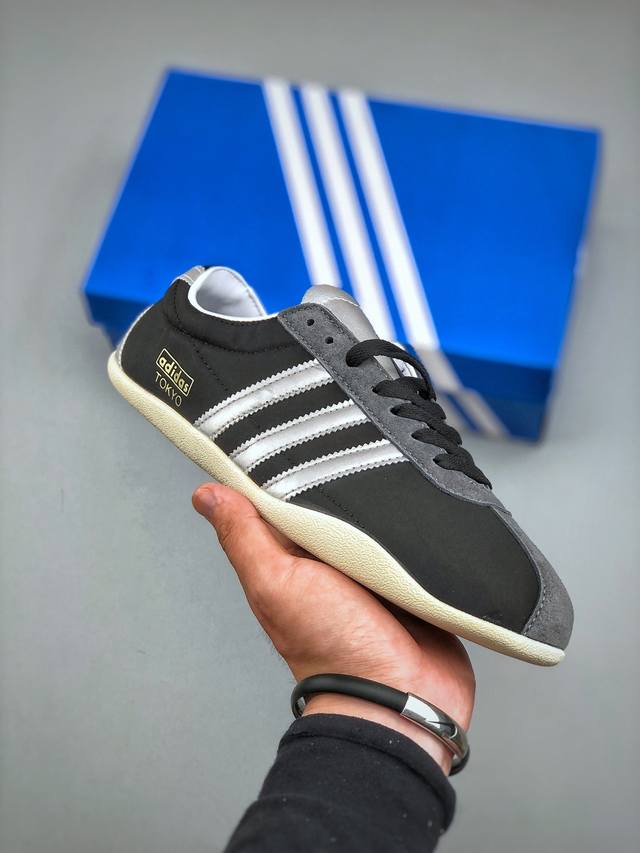 C版 Adidas Originals Tokyo 东京限定系列 复古百搭薄底德训运动T头鞋采用复合牛津布组合翻毛皮饰片鞋面材质外置Rb橡胶大底将经典与现代完美