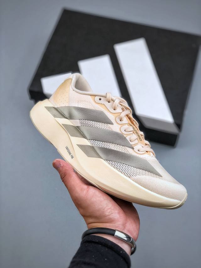 J版纯原 Ad Adizero Evo Sl 轻盈跑鞋耐磨减震专业跑步鞋 冲向目标，一路向前，不断挑战和突破自我无论是平时训练还是马拉松，让这款Adidas跑步