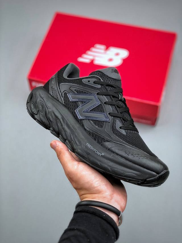 New Balance Nb Fresh Foam Evoz舒适耐磨低帮跑步鞋 纯原版本受到Fresh Foam舒适骑行的启发跑鞋将毛绒舒适感提升到一个新的水平