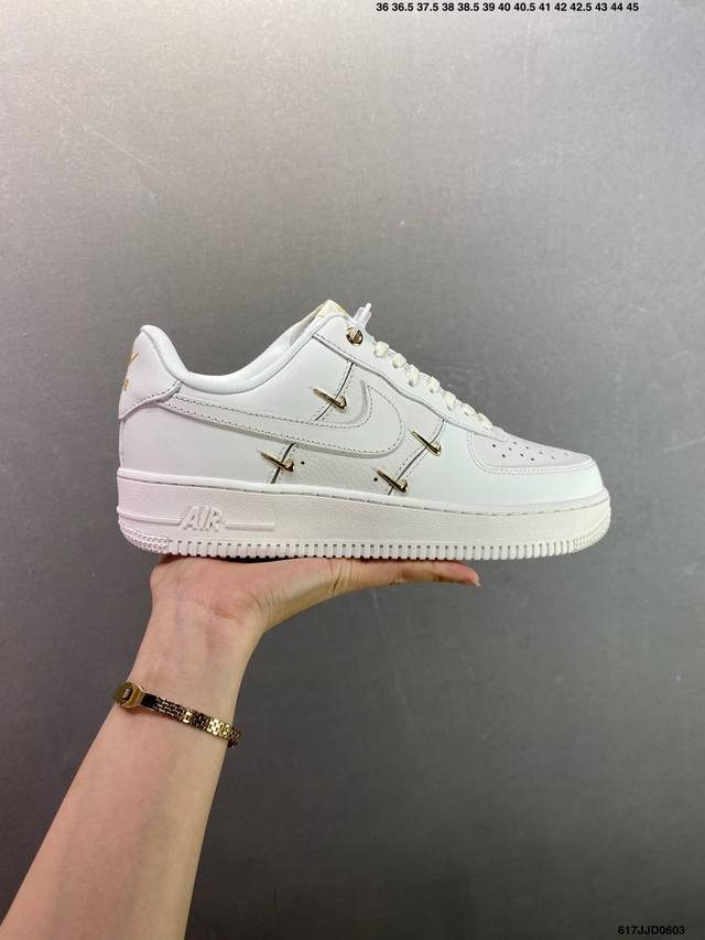 Nk Air Force 1 空军 客供模具、原材料，原楦头纸板 防尘纸 原厂鞋带+Rfid环扣 平台专供版本 打造最完美空军鞋型 卖了上万双好评无数，欢迎对比