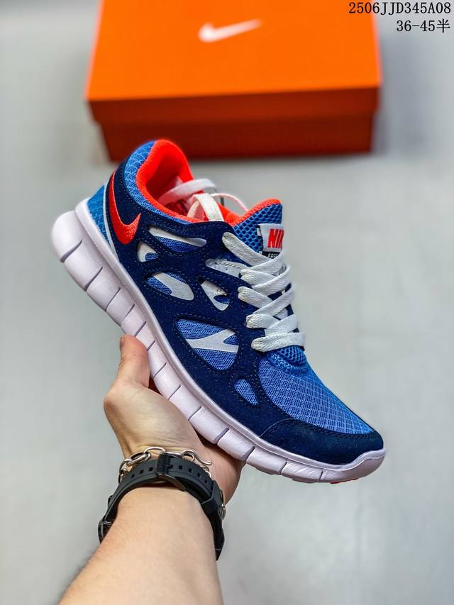Nike 耐克 男女鞋真标半码制，采用轻质大网眼鞋面透气效果极好，中底采用最新科技Eva缓震材质复古配色装扮，全新耐克Nike Free Run+2赤足系列超轻