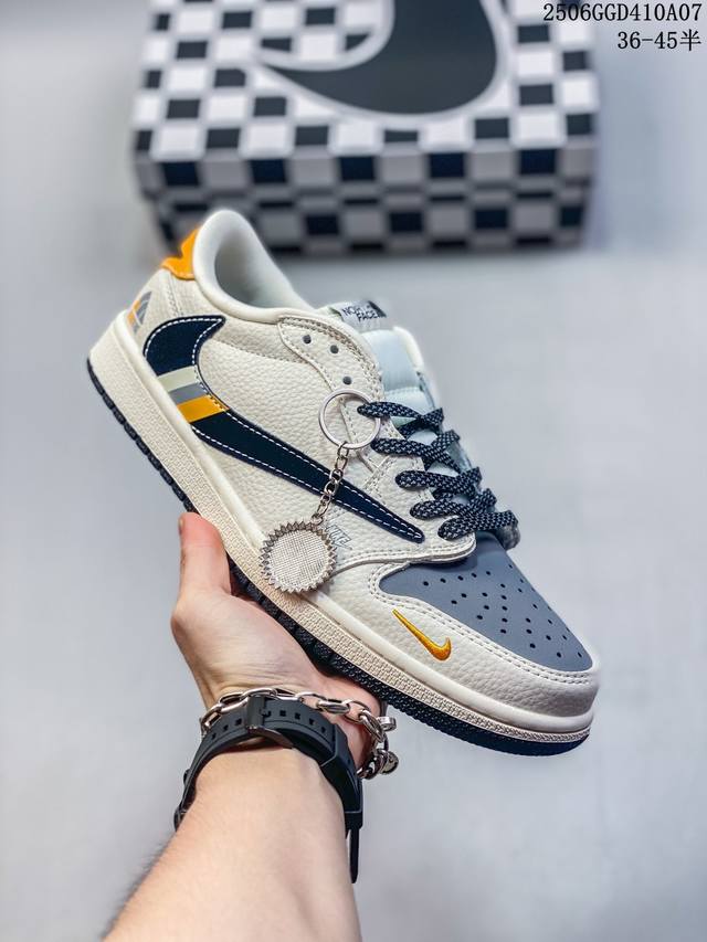 海外爆款限量发售！Travis Scott X Fragment Design X Jordan Air Jordan 1 Low Og Sp “Supreme