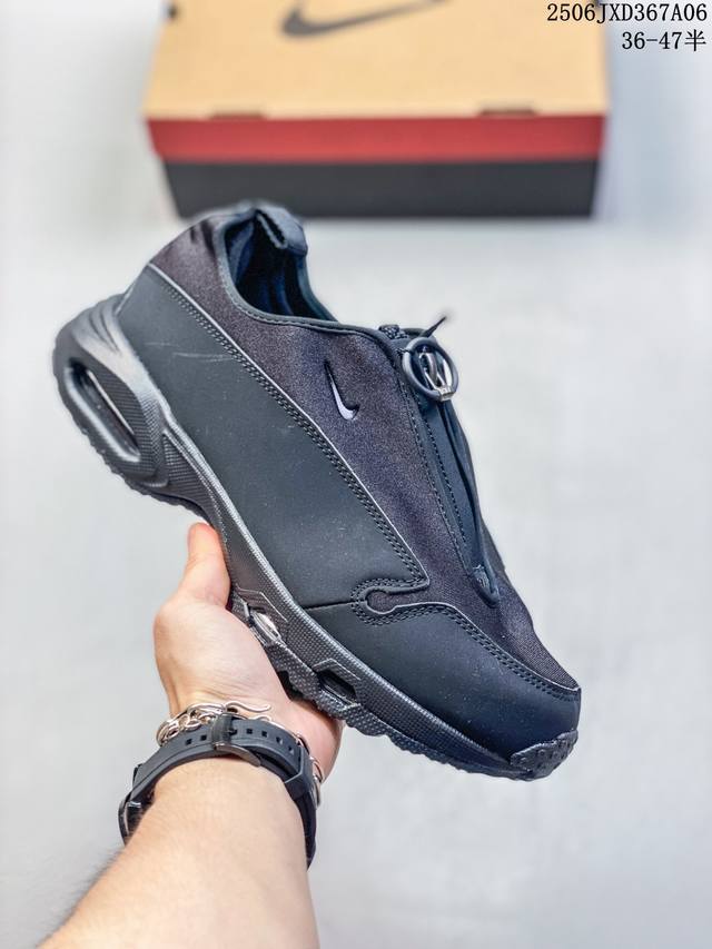 Nike Air Max Sunder Gore-Tex舒适百搭防滑耐磨 低帮跑步鞋，全掌的Air Max气垫，中底的泡棉还是挺软双层的鞋面，里面是透气的网面，