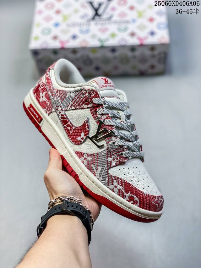 Nike Sb Dunk Low“Lv联名 灰红牛仔” 周年高端定制 低帮休闲板鞋 夜光效果 定制鞋盒 大厂纯原品质出货 超高清洁度 皮料切割干净无任何毛边 细