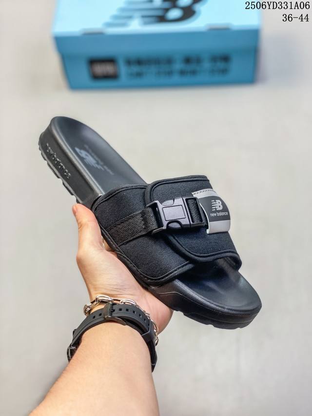 New Balance 黑白男女情侣拖鞋 韩国独有沙滩凉鞋韩国产Sd2152Bbw 尺码：见图 编码：06Yd331A06