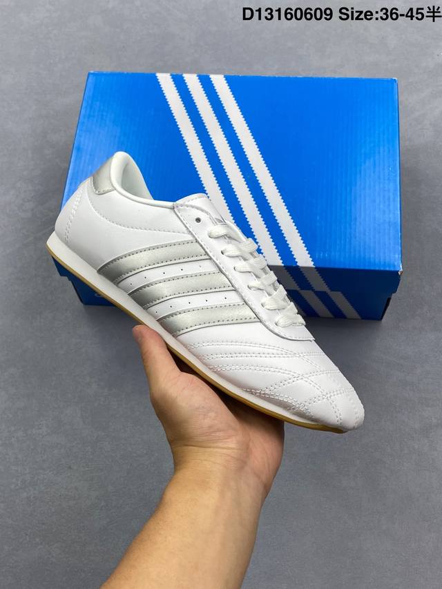 真标Adidas Originals Taekwondo 阿迪达斯 运动舒适 防滑耐磨包裏性低帮 训练鞋 货号:Js1192 尺码:36 36.5 37 38