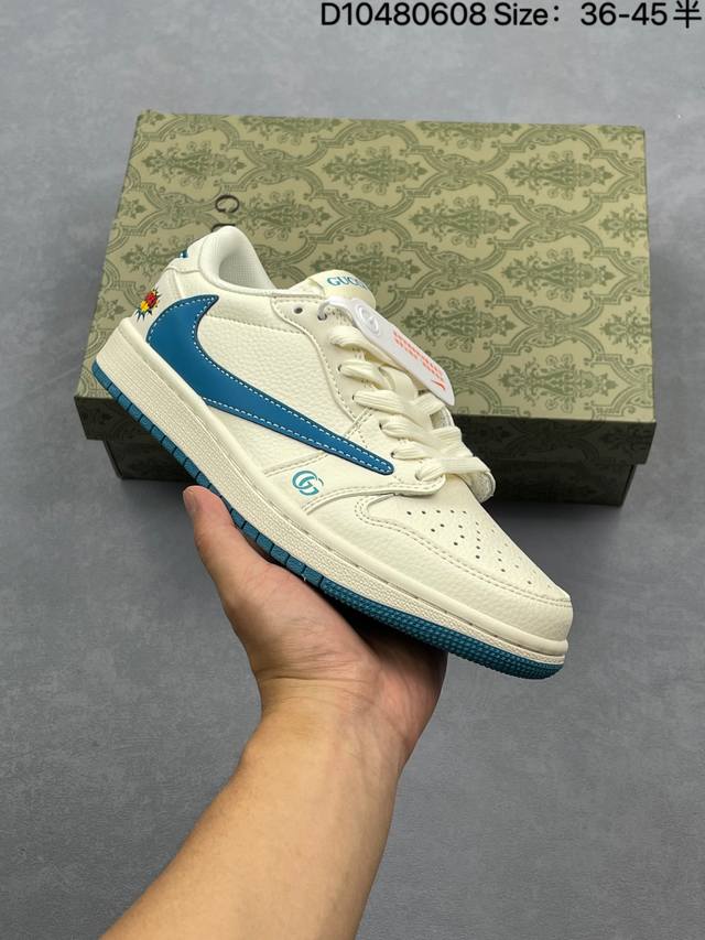 耐克Nike Air Force 1 Low 空军一号低帮百搭休闲运动板鞋 柔软、弹性十足的缓震性能和出色的中底设计，横跨复古与现代的外型结合，造就出风靡全球三