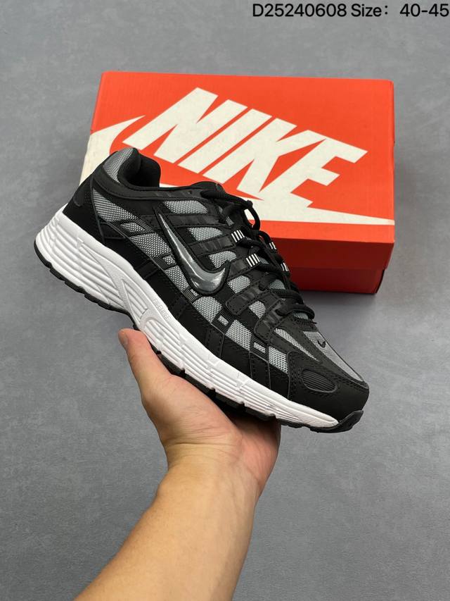 Nike P-6000 高颜值跑鞋 又能出街又能跑步！Nike P-6000 女子跑鞋内外侧都用了红色的钩子，采用透气材料，搭配匠心覆面，再现千禧年代的跑鞋风格